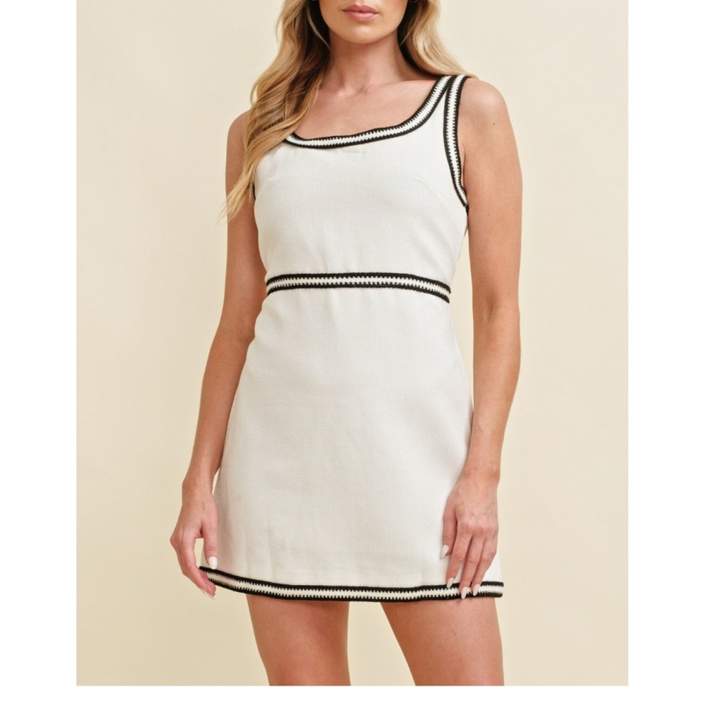 NWT White, Black Detailed, Mini Dress - Size S